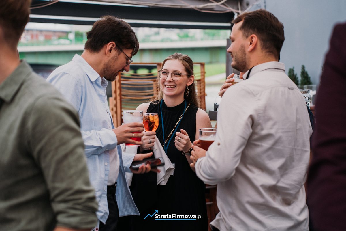 Karolina Kubera podczas networkingu biznesowego